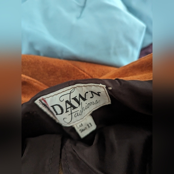 Vintage suede skirt - Picture 3 of 7